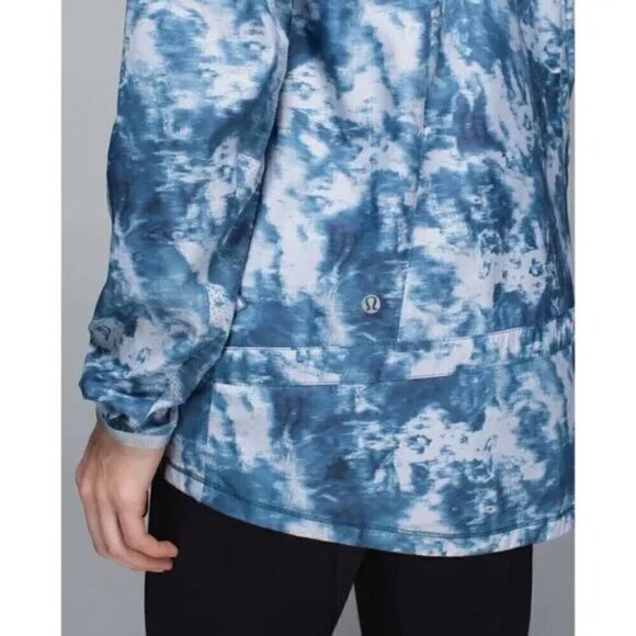 Lululemon Miss Misty Pack Jacket SeaSide Silver Fox Alberta Lake Full Zip Size 2 - Picture 6 of 13